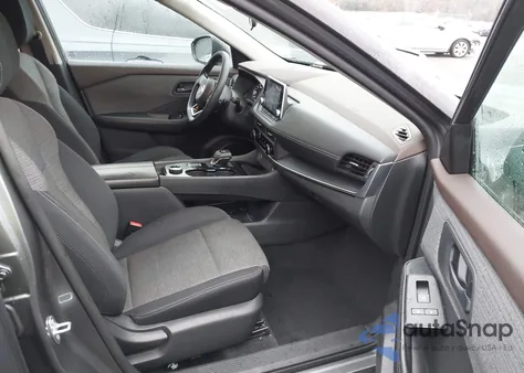 2021 Nissan Rogue S Intelligent Awd z USA, uszkodzony, nr VIN 5N1AT3AB2MC732532